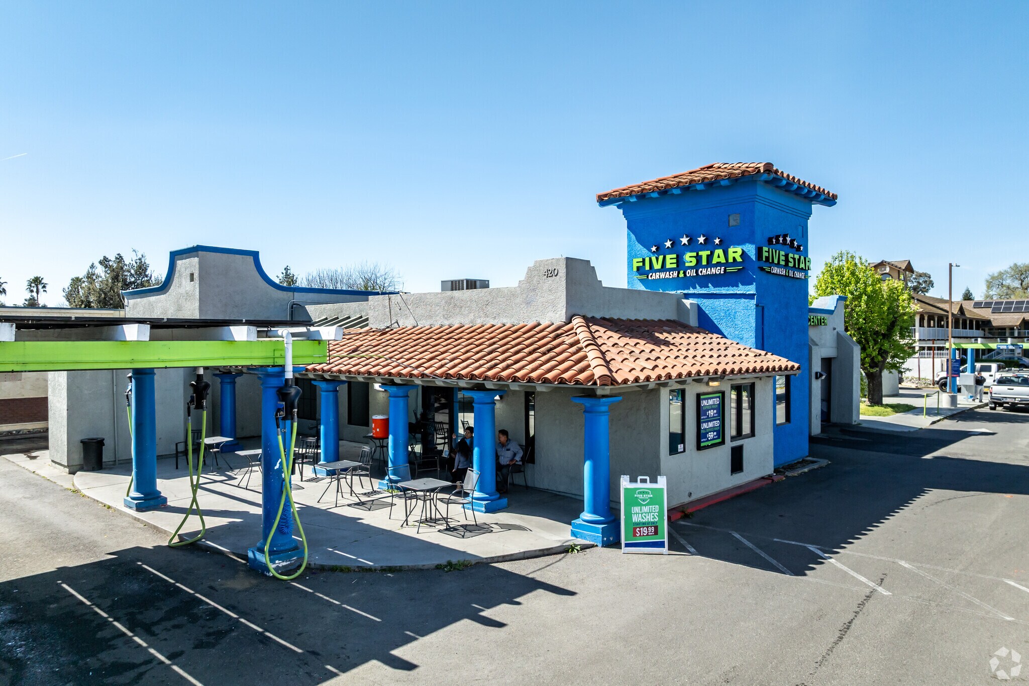 420 Pioneer Ave, Woodland, CA à vendre Photo principale- Image 1 de 6