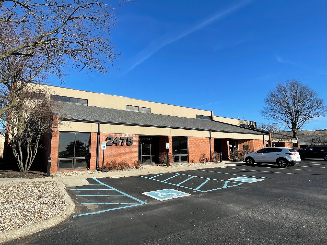 2475 Directors Row, Indianapolis, IN for sale Primary Photo- Image 1 of 5