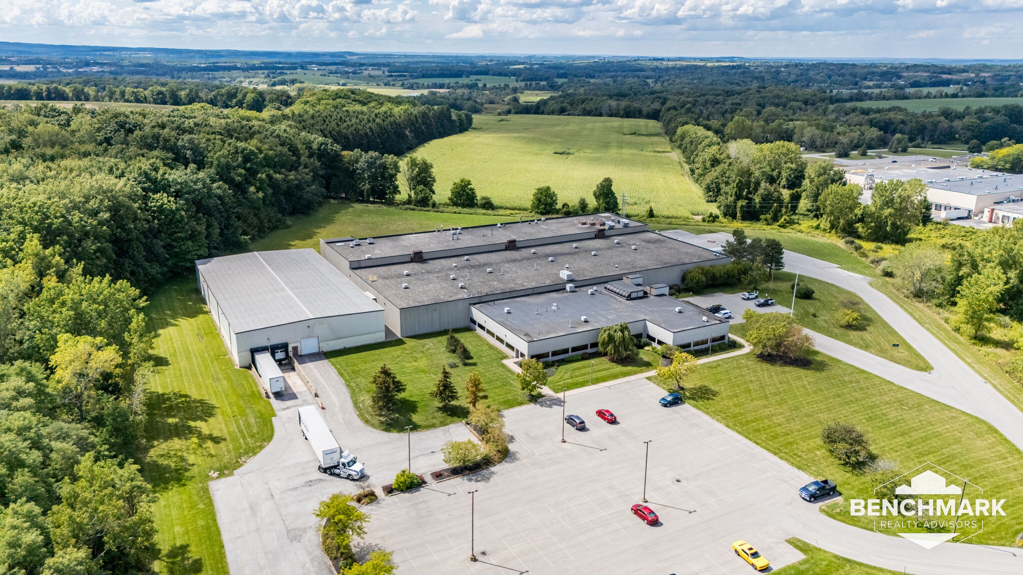 2754 W Park Dr, Bloomfield, NY for sale Primary Photo- Image 1 of 18