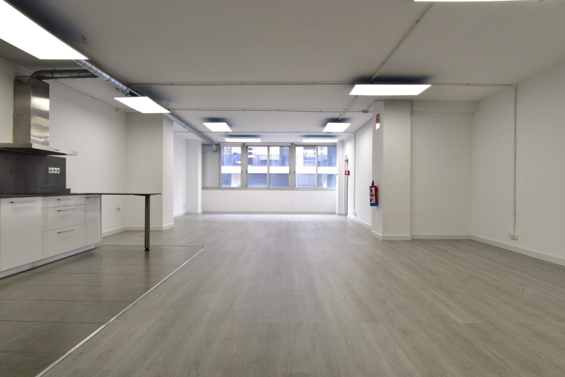 Carrer d'Àlaba, 140, Barcelona, Barcelona for lease Interior Photo- Image 1 of 13