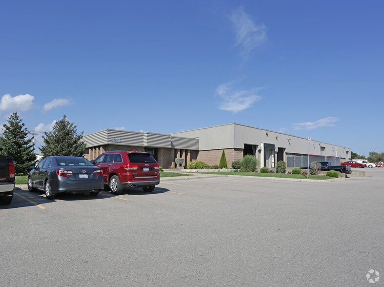 3480-3514 White Oak Rd, London, ON for sale - Primary Photo - Image 1 of 1