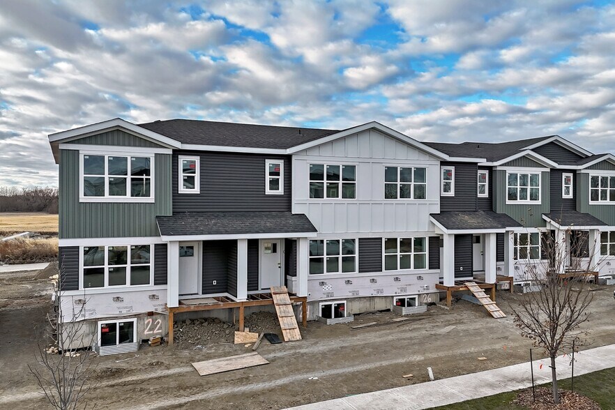 11-22 Grayhawk Blvd, Benalto, AB à vendre - Photo du bâtiment - Image 3 de 13