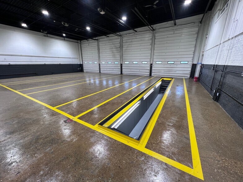 4825 W Lake St, Melrose Park, IL à vendre - Photo intérieure - Image 2 de 11