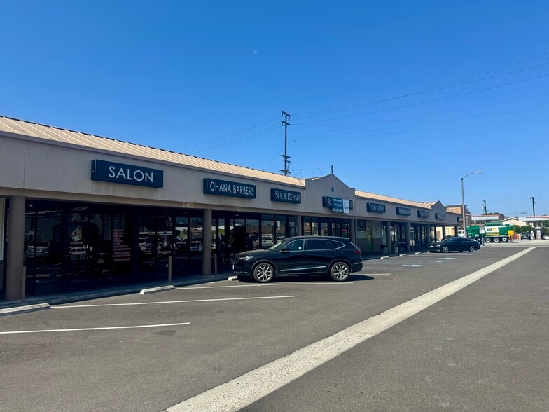 6400-6440 E Stearns St, Long Beach, CA for lease - Building Photo - Image 1 of 5