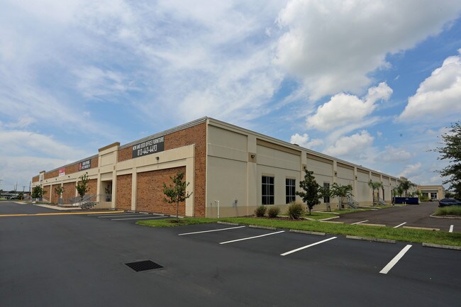 More details for 8800-8824 E Adamo Dr, Tampa, FL - Industrial for Lease