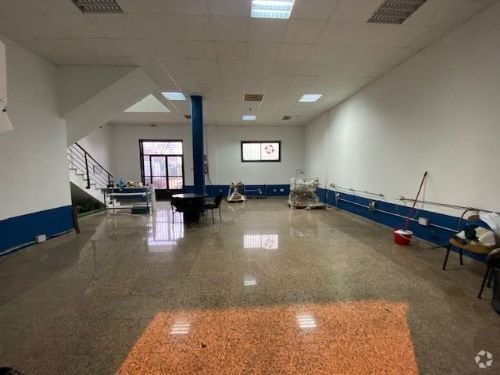 Industrial in Móstoles, Madrid for sale - Building Photo - Image 2 of 9