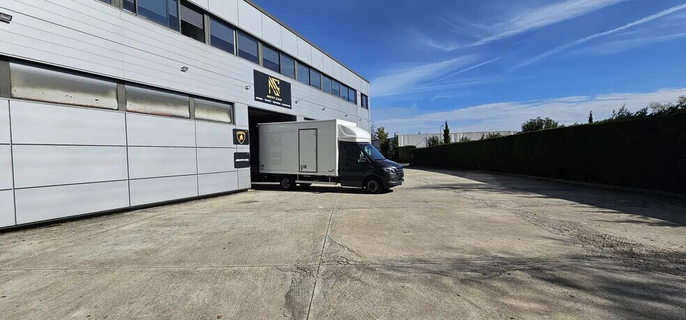 Flex dans Villeparisis à louer - Photo du bâtiment - Image 3 de 27