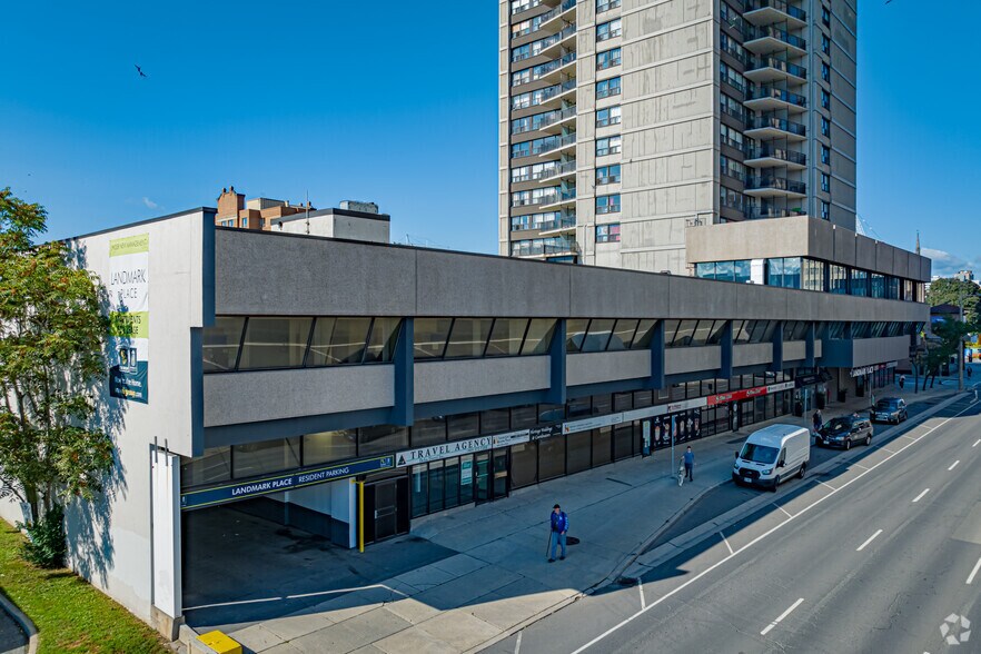 100 Main St E, Hamilton, ON à louer - Photo du bâtiment - Image 2 de 7