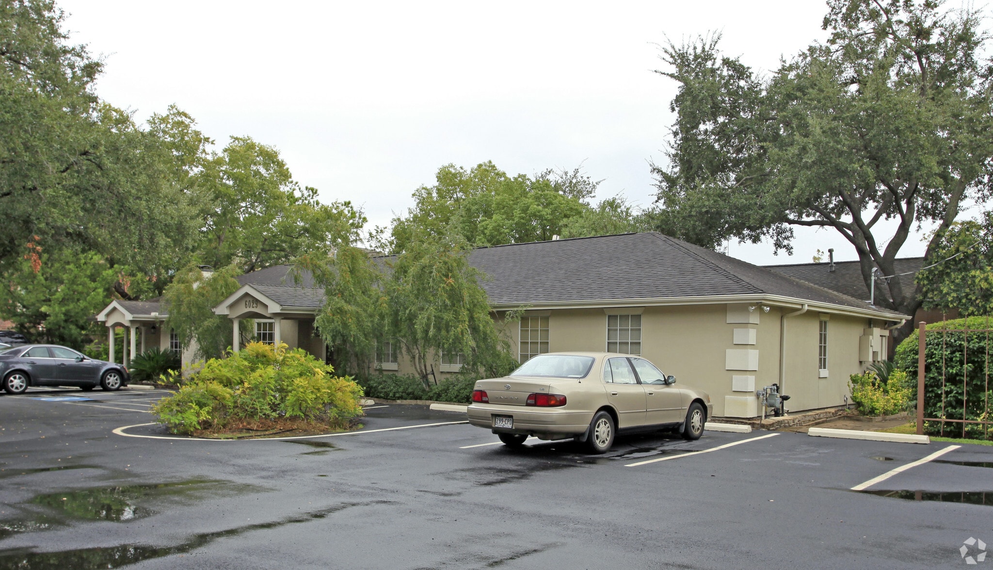 6029 Skyline Dr, Houston, TX for sale Primary Photo- Image 1 of 7