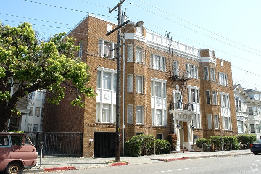 2419 Durant Ave, Berkeley, CA à vendre - Photo principale - Image 1 de 30