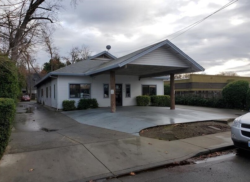 165 Rio Lindo Ave, Chico, CA for lease - Building Photo - Image 1 of 1