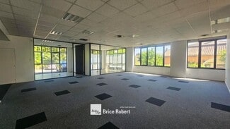 More details for 18 Avenue Charles De Gaulle, Saint Didier Au Mont D Or - Office for Sale