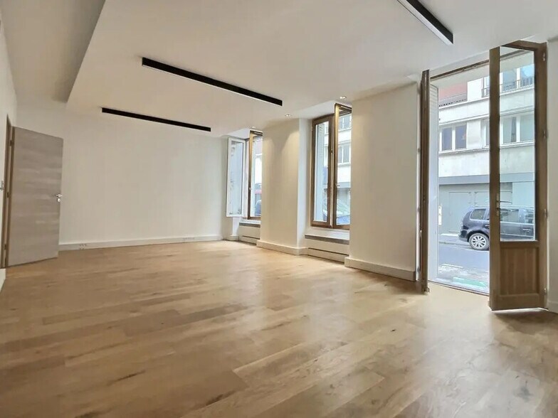105 Rue Du Théâtre, Paris for lease - Building Photo - Image 1 of 8