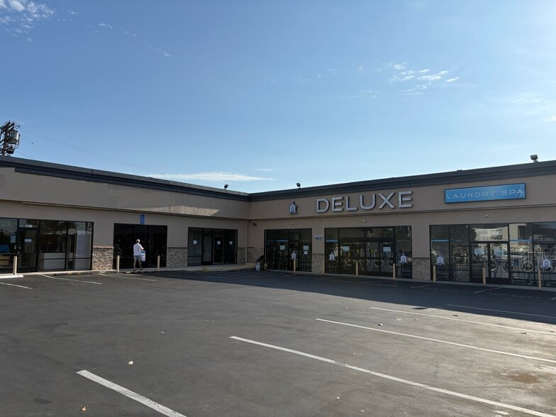 6520-6534 Crenshaw Blvd, Los Angeles, CA for lease - Building Photo - Image 3 of 3