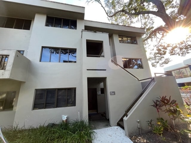 3333 W Kennedy Blvd, Tampa, FL for lease - Building Photo - Image 1 of 21