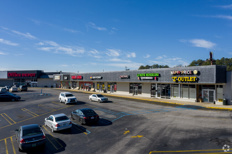 100-130 Green Springs Hwy, Birmingham, AL for lease - Building Photo - Image 1 of 14