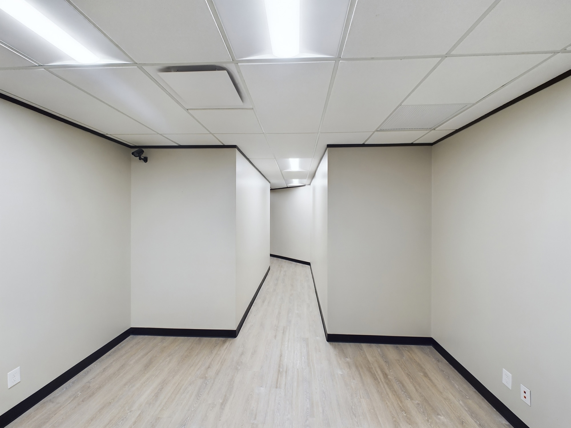 17440 N Dallas Pky, Dallas, TX for lease Interior Photo- Image 1 of 3