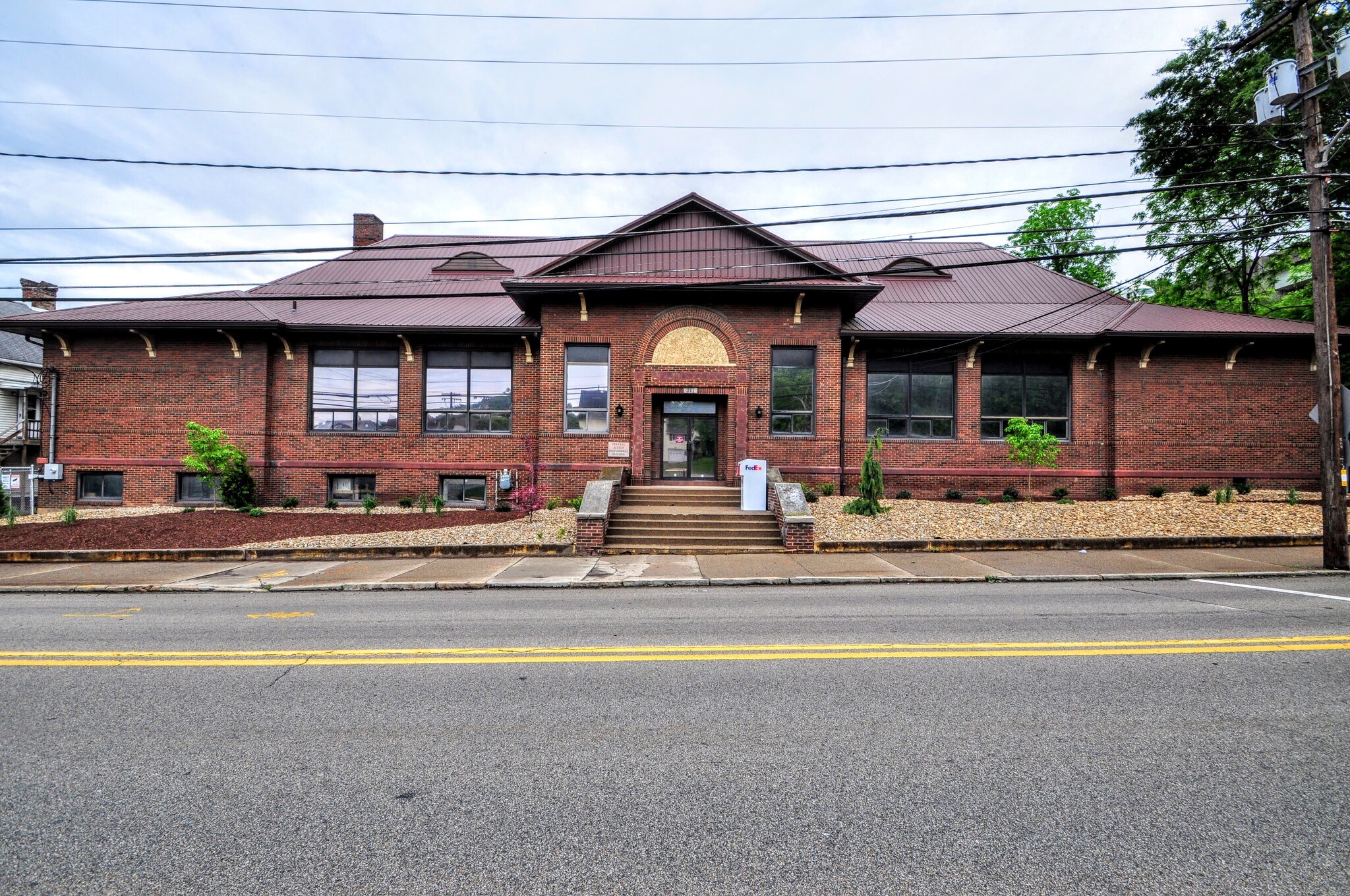 311 S Central Ave, Canonsburg, PA for lease Building Photo- Image 1 of 12