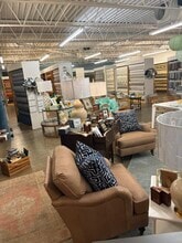 2407 Memorial Pky SW, Huntsville, AL for lease Interior Photo- Image 2 of 9