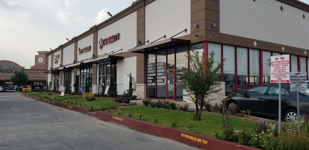 6580 Southwest Fwy, Houston, TX à louer - Autre - Image 1 de 7