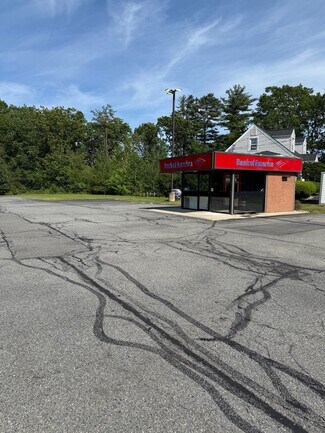 Plus de détails pour 158 Rockingham Rd, Derry, NH - Commerce de détail à louer