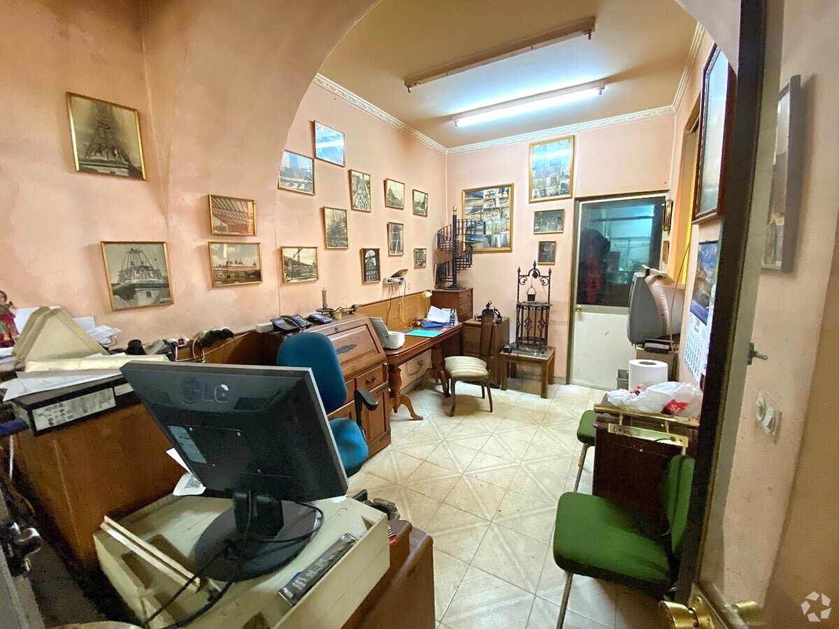 San Lorenzo de El Escorial, MAD 28200 - Unit Puerta 01, Esc. 1 - - Interior Photo - Image 1 of 2