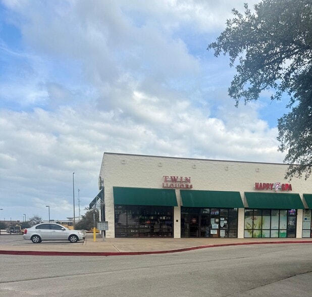 850 N Bell Blvd, Cedar Park, TX for lease - Building Photo - Image 2 of 13