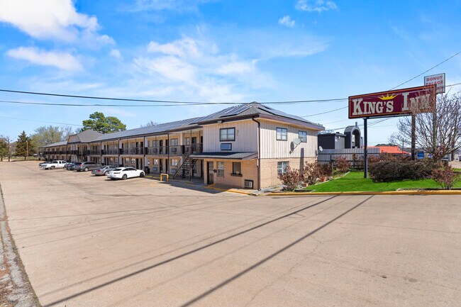 More details for 1907 Lamar Ave, Paris, TX - Hospitality for Sale