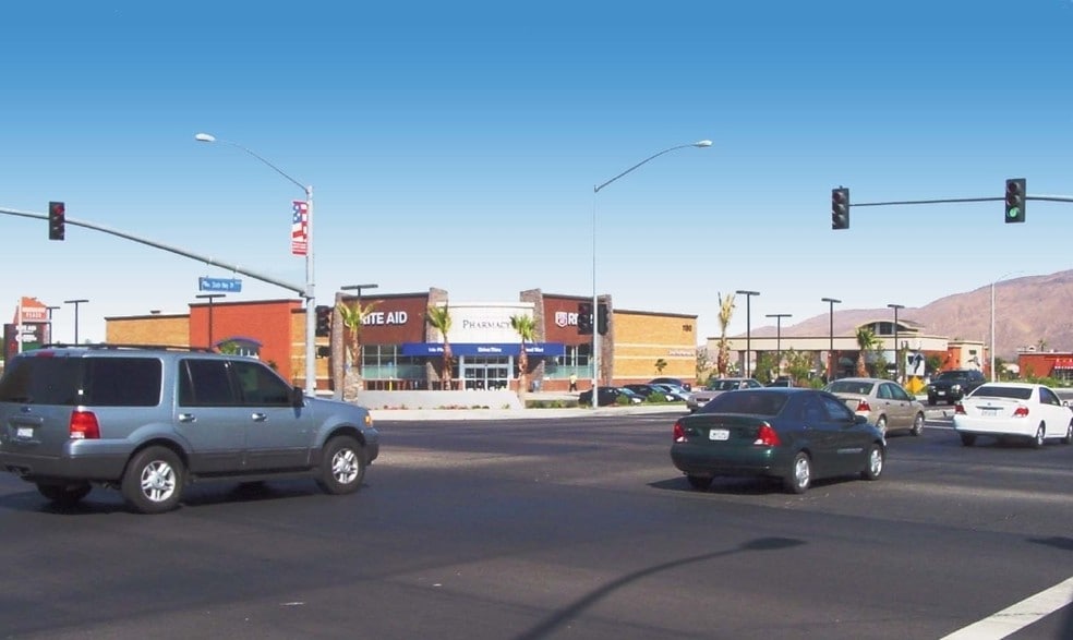 Rite-Aid - Drive Through Restaurant