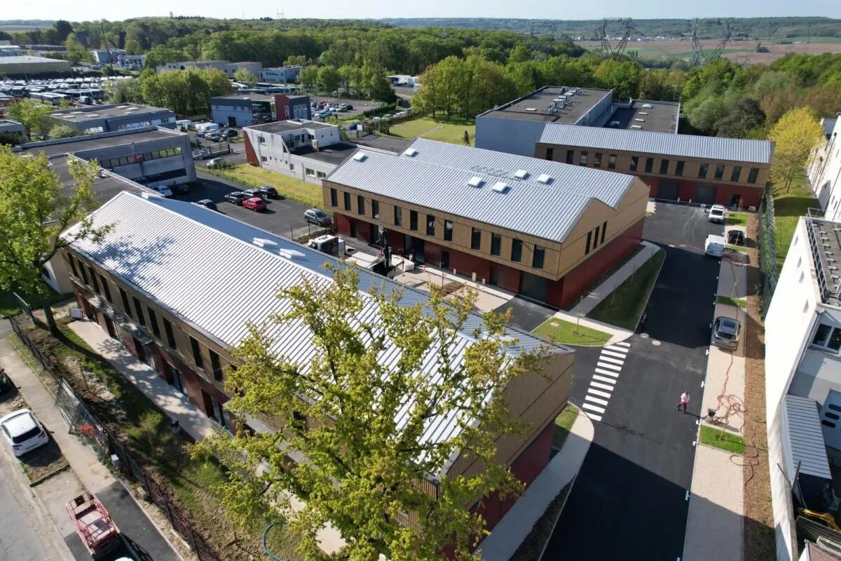 Industrial in Marcoussis for sale Aerial- Image 1 of 8
