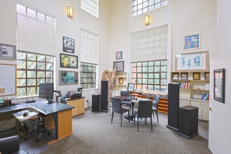 2395-2399 Shattuck Ave, Berkeley, CA for lease Interior Photo- Image 2 of 8