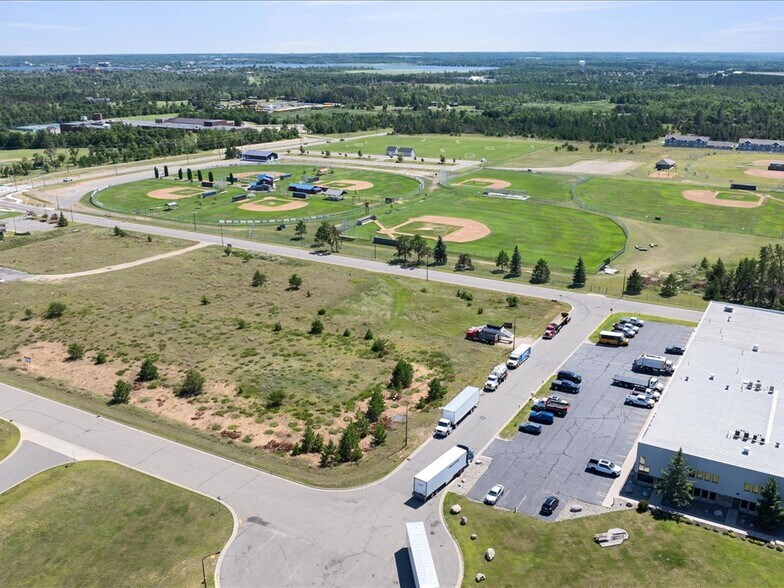 2301 Johanneson Dr NW, Bemidji, MN for lease - Building Photo - Image 2 of 26