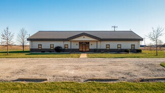 Plus de détails pour 20586 Old Route 66 Hwy, Staunton, IL - Bureau à vendre
