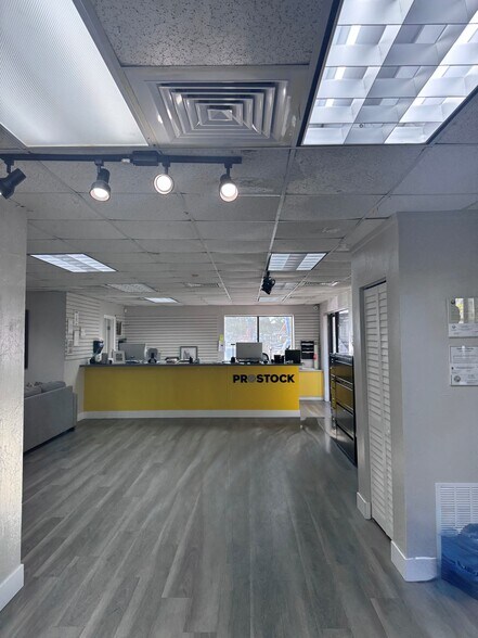 6134 Taylor Rd, Naples, FL à vendre - Photo intérieure - Image 3 de 9