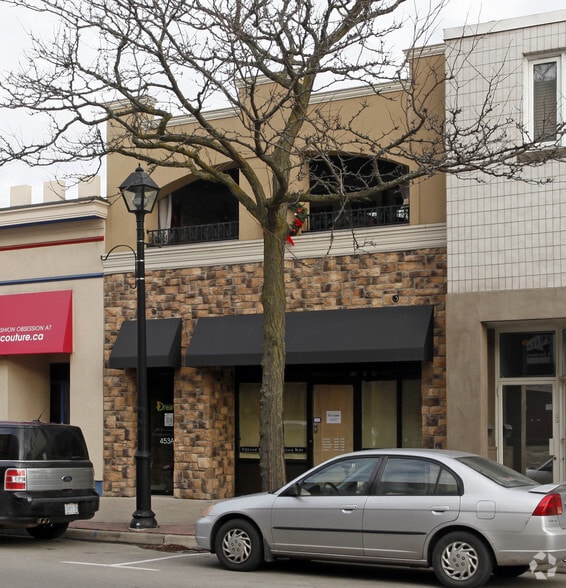 453 Brant St, Burlington, ON for sale - Building Photo - Image 2 of 18