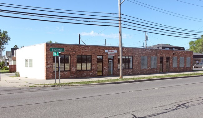 More details for 2363 Broadway St, Buffalo, NY - Industrial for Sale