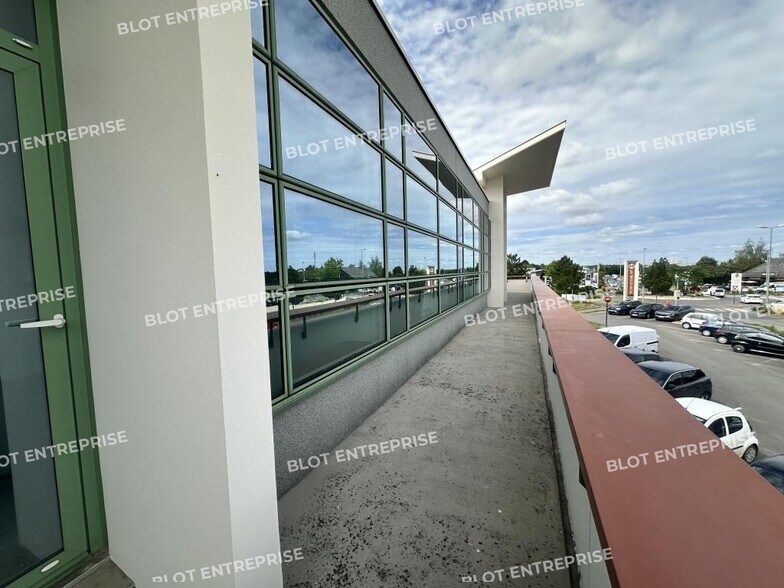 Bureau dans Cesson-Sévigné à vendre - Photo du bâtiment - Image 3 de 5