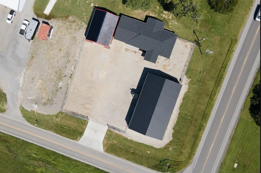 12258 Cedar Grove Rd, Marion, IL à vendre - Aérien - Image 3 de 25