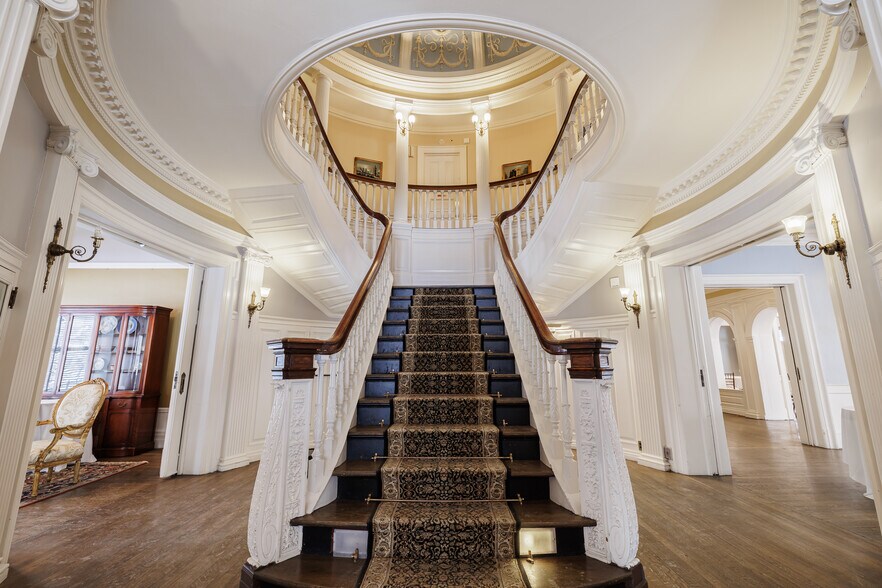 566 East Ave, Rochester, NY à vendre - Photo intérieure - Image 3 de 48