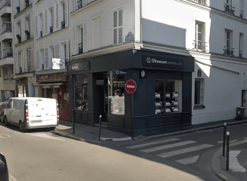 Retail in Paris for lease Building Photo- Image 1 of 4