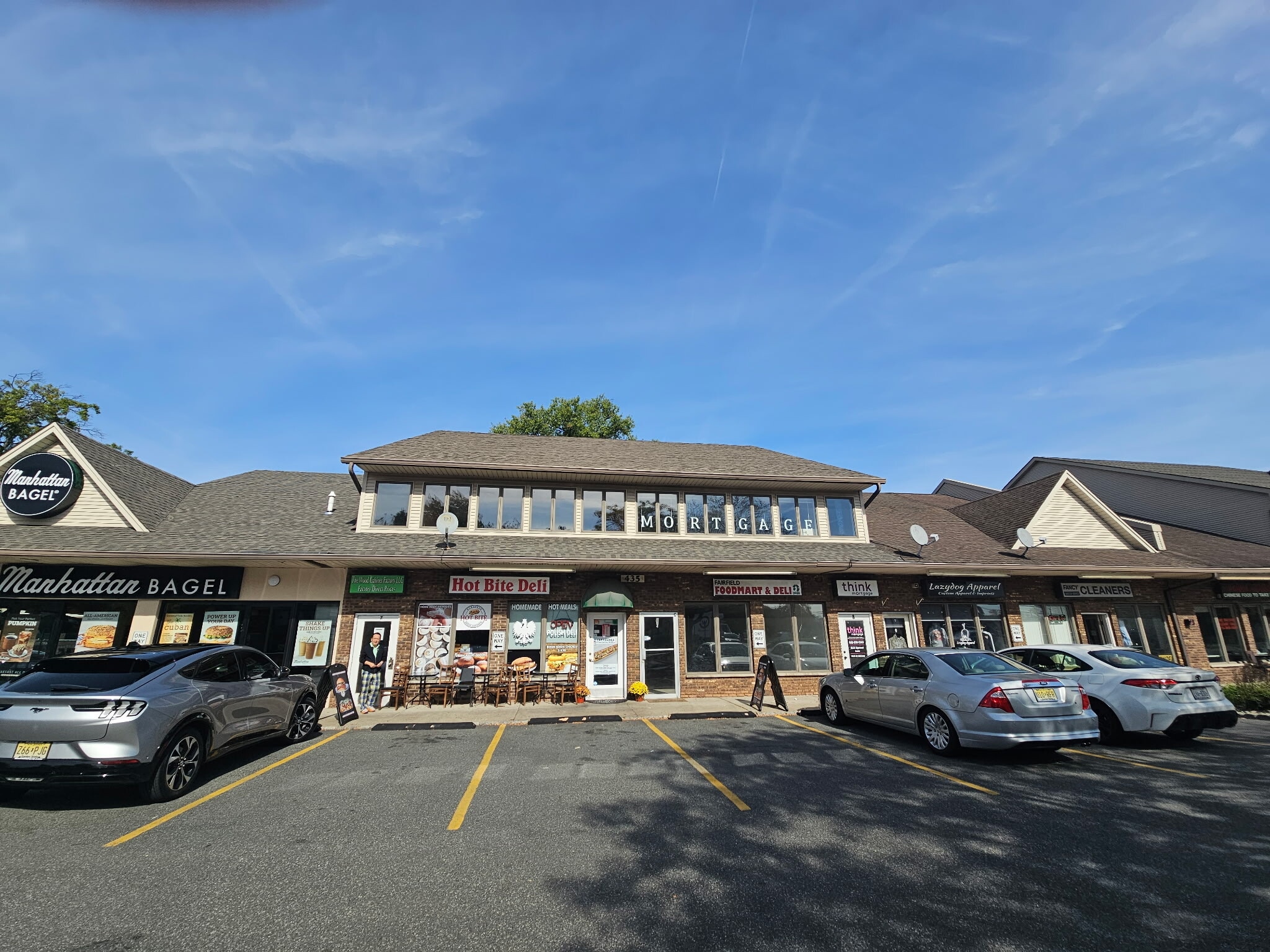 435 Hollywood Ave, Fairfield, NJ for lease Interior Photo- Image 1 of 6