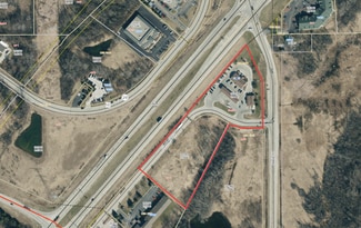 More details for W188N10963 Maple Rd, Germantown, WI - Retail for Sale