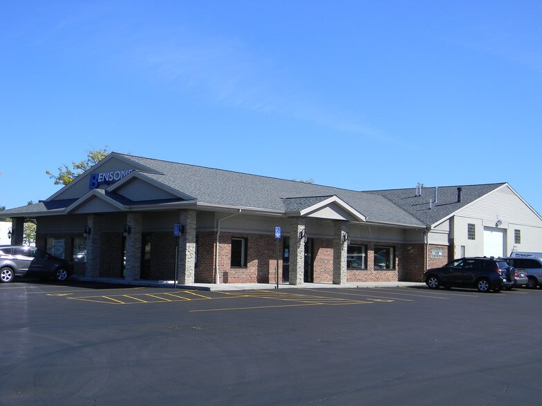 5375 Transit Rd, Clarence, NY à louer - Photo du bâtiment - Image 2 de 3