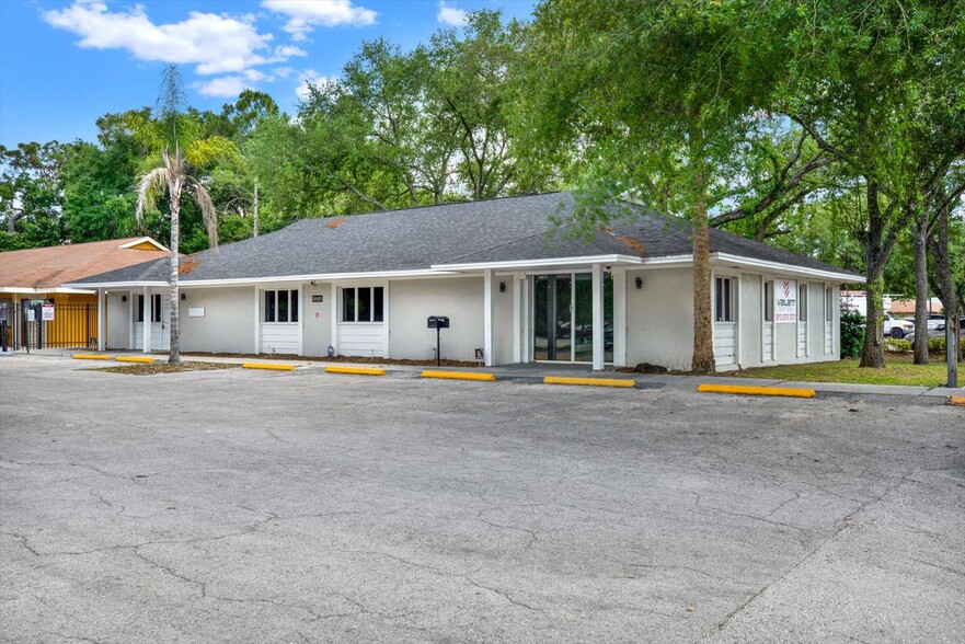 12425 N Florida Ave, Tampa, FL for sale - Building Photo - Image 1 of 53