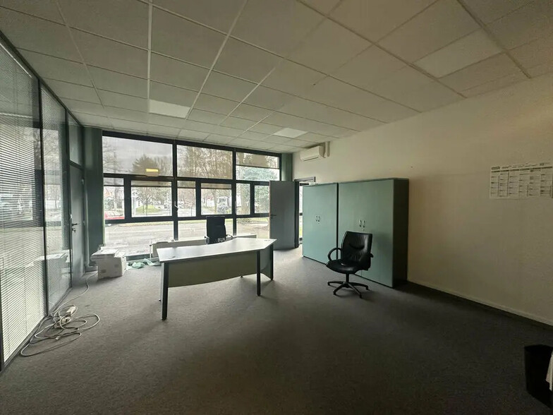Bureau dans Illkirch-Graffenstaden à louer - Photo intérieure - Image 2 de 7