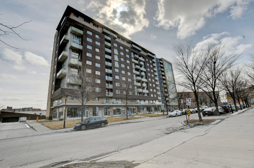 10590 Pl De, Montréal, QC à vendre - Photo principale - Image 1 de 1