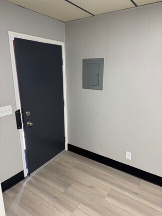 Plus de détails pour 62 E 11th St, Tracy, CA - Bureau à louer