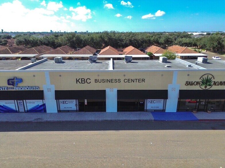 2501-2519 Buddy Owens Blvd, McAllen, TX à vendre - Photo du bâtiment - Image 2 de 10