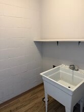 5716-5760 Stage Rd, Bartlett, TN for lease Interior Photo- Image 2 of 7