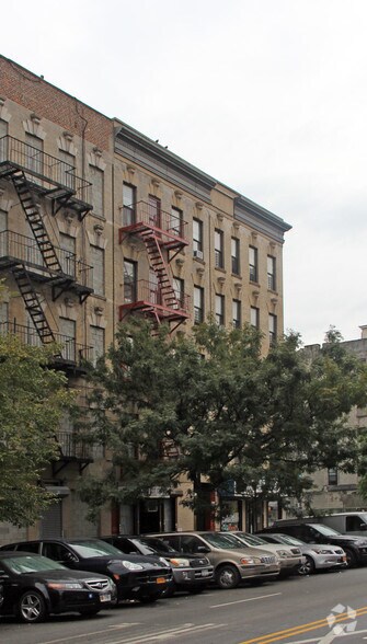 2799-2801 Frederick Douglass Blvd, New York, NY à vendre - Photo du bâtiment - Image 2 de 2